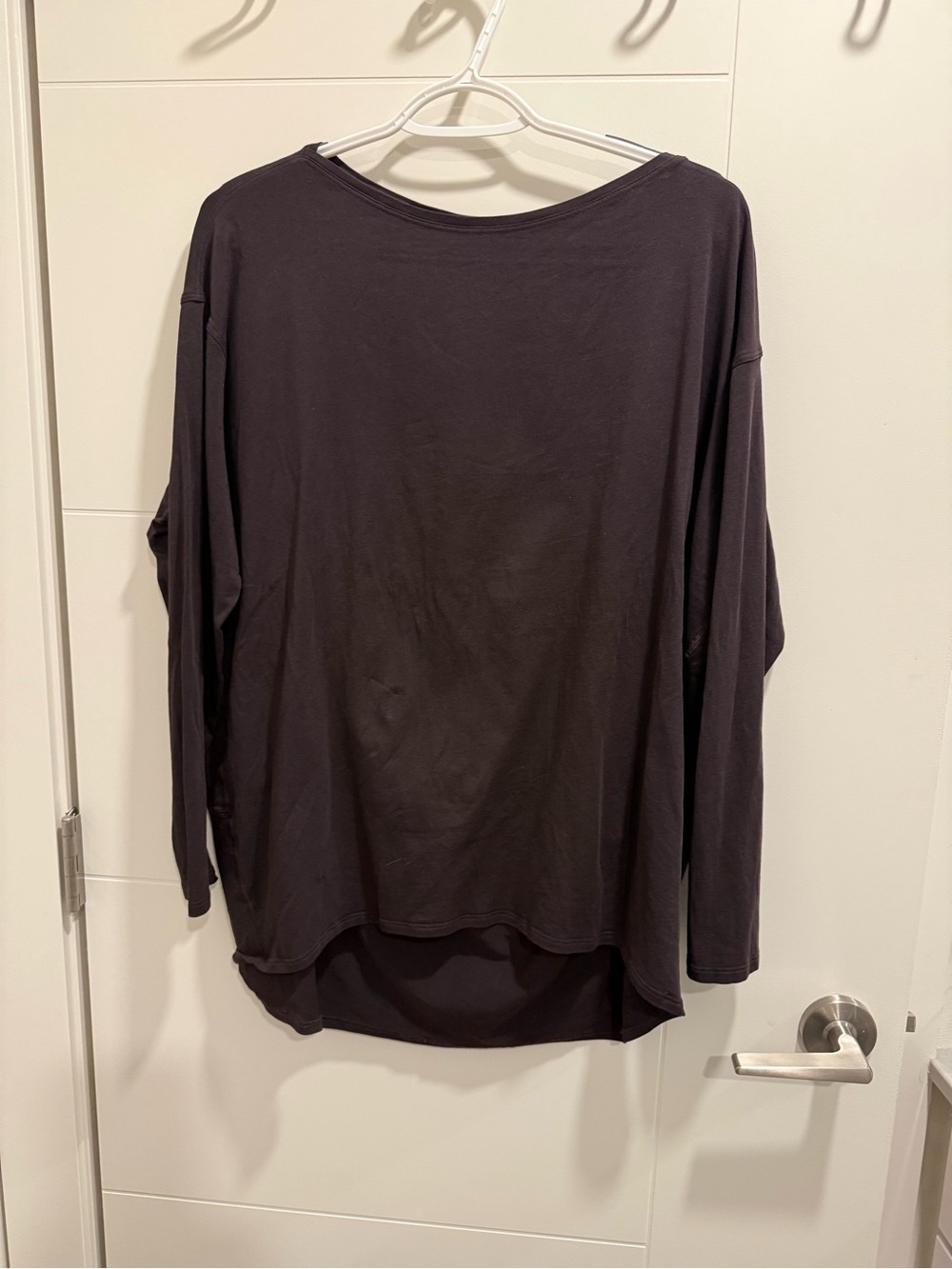 lululemon athletica Long Sleeve Back in action Sequoia